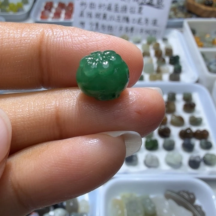 和田玉未镶嵌珠宝奇石
