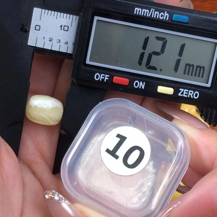 琥珀珠宝奇石未镶嵌琥珀蜜蜡微瑕