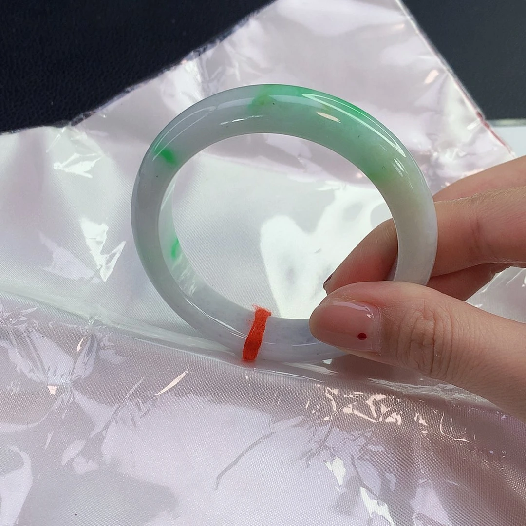 翡翠手镯未镶嵌天然翡翠A货048