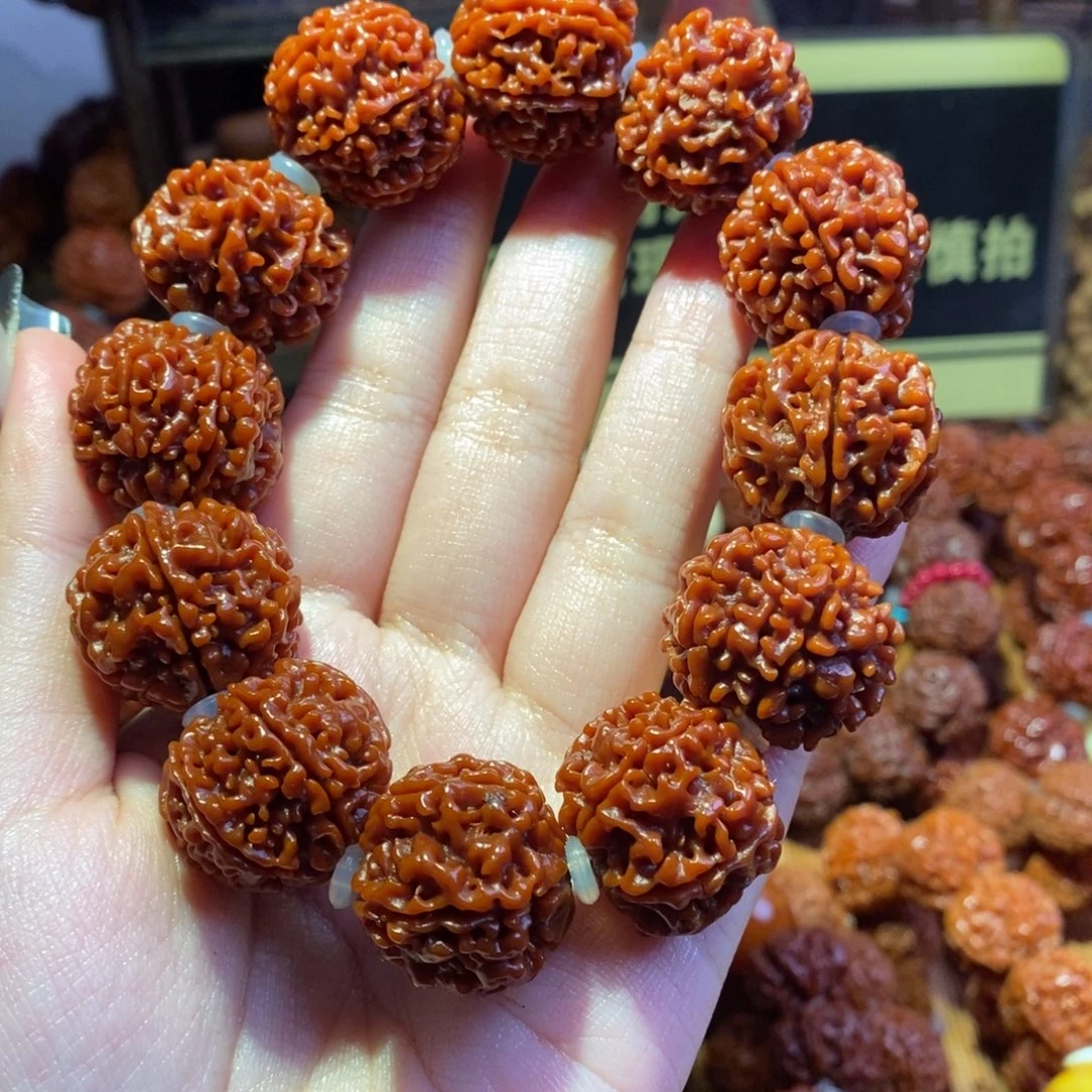 金刚菩提吊坠226原生态玉化