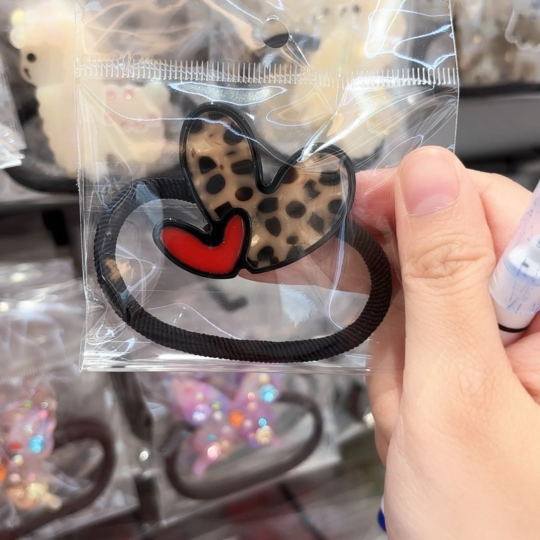 皮质铁合金发饰一个