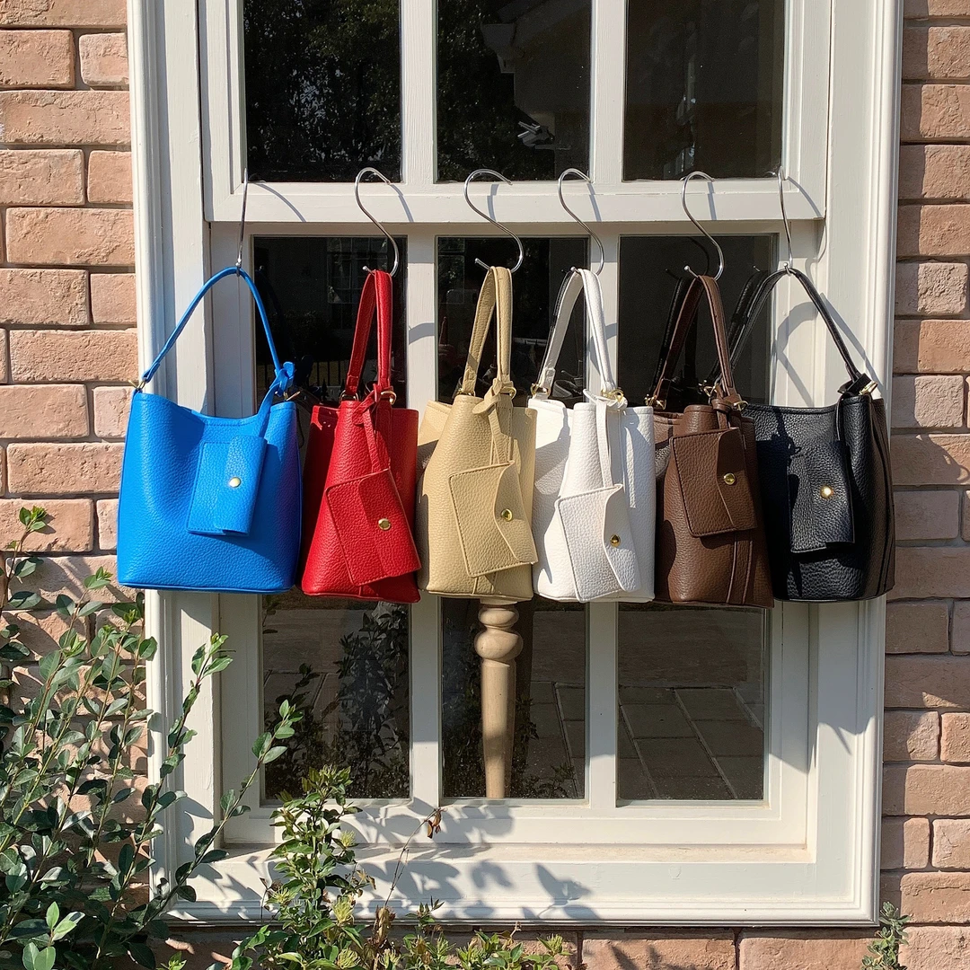 七七家 韩系ins软皮水桶包女2025百搭上班通勤单肩包斜挎小包