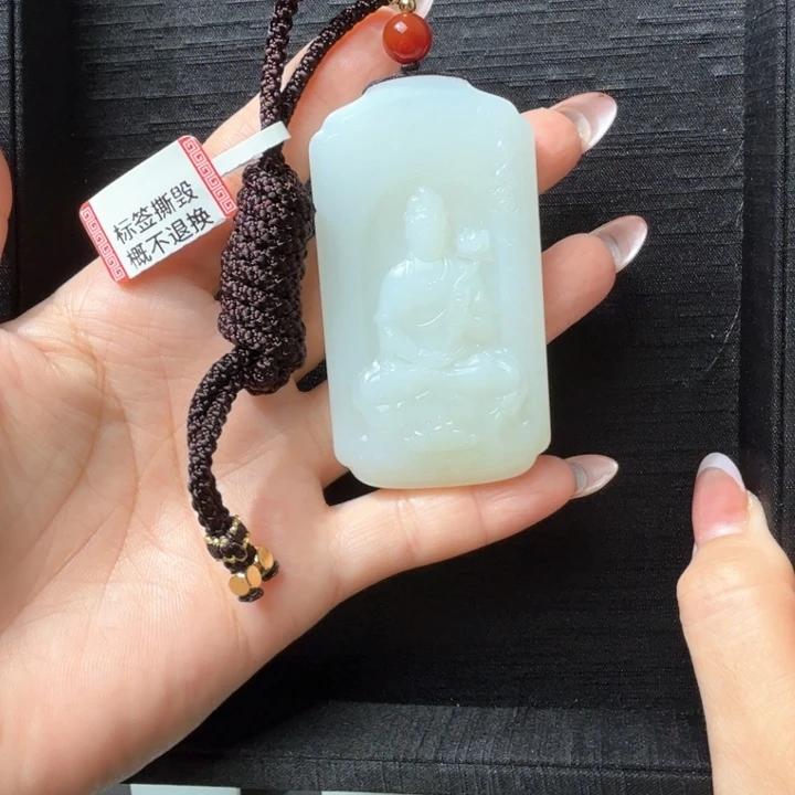 颈饰未镶嵌和田玉?****ᶟ