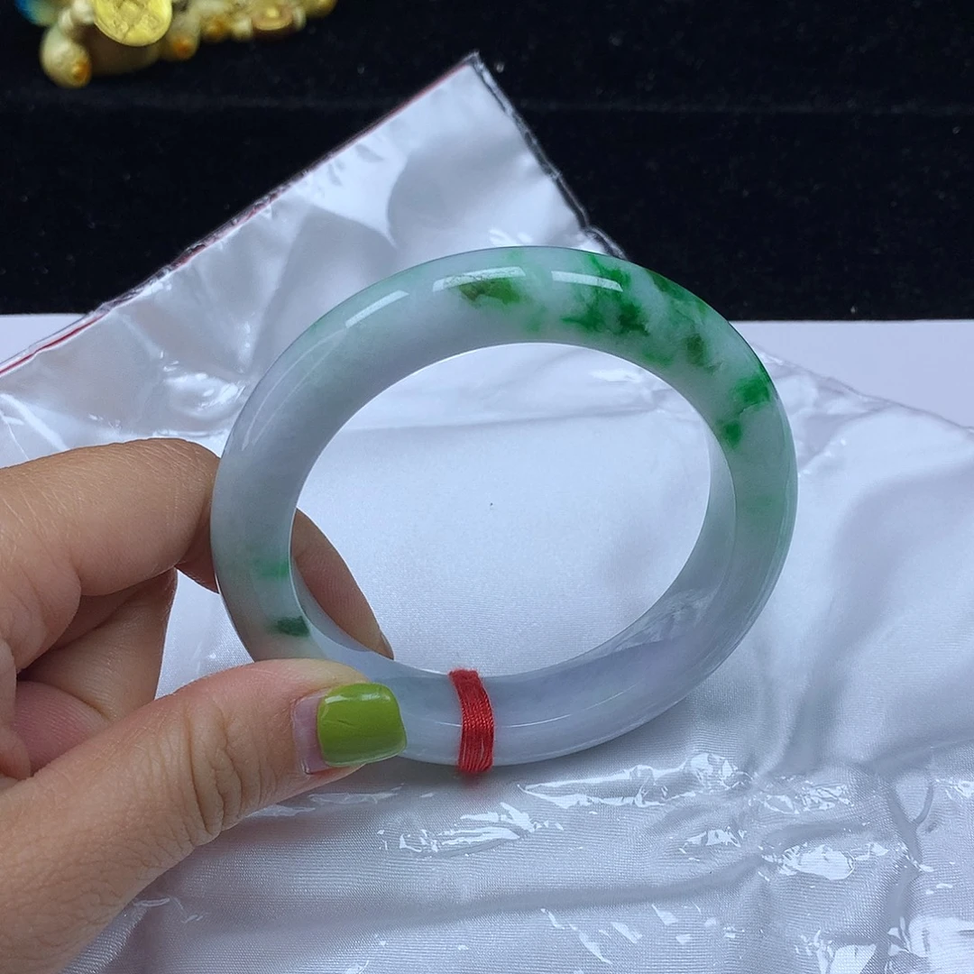 翡翠未镶嵌手镯圈口58