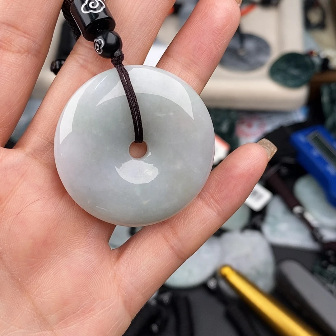 翡翠颈饰未镶嵌一