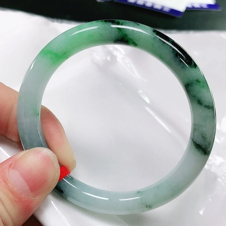 翡翠手镯（圆镯）未镶嵌天然翡翠手镯