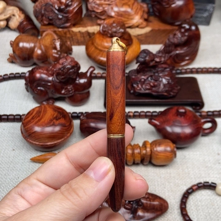 力***蘅黄花梨/降香黄檀把件