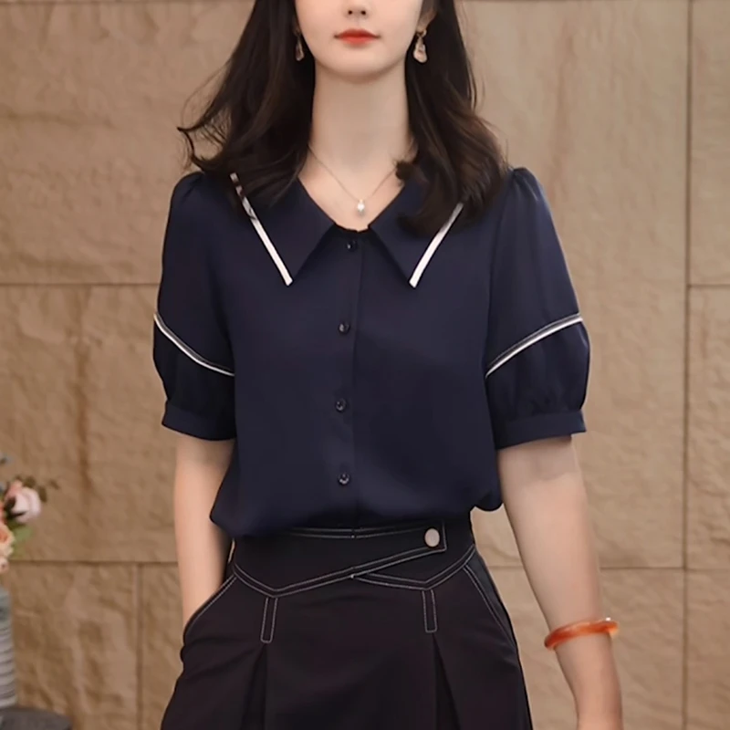 法式设计感短袖衬衫女夏季2025新款宽松时尚显瘦洋气职业气质上衣