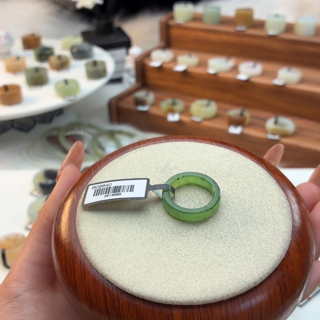 和田玉未镶嵌戒指乌兰海圆切16.1mmj116