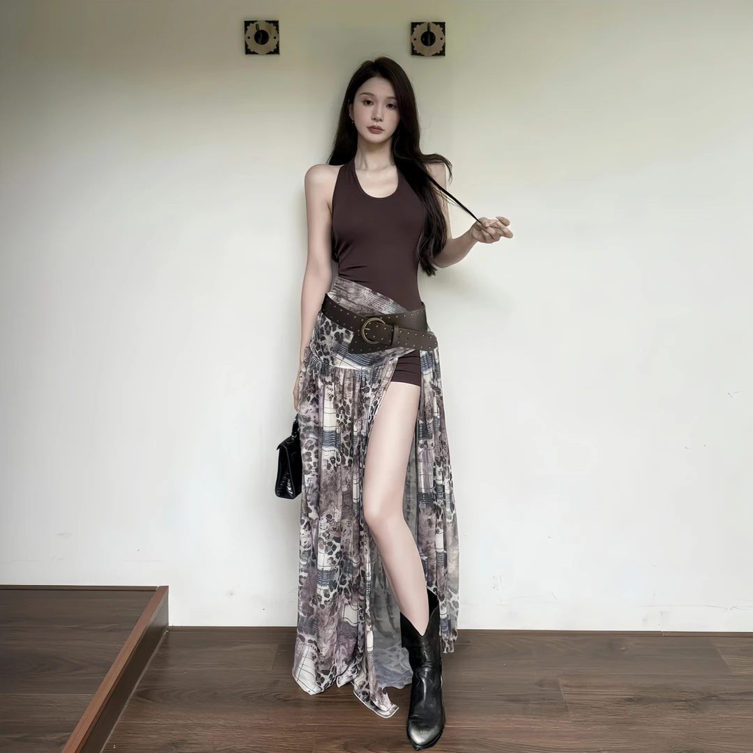 原创性感酷飒豹纹挂脖背心连衣裙女设计感开叉高腰垂感辣妹长裙子