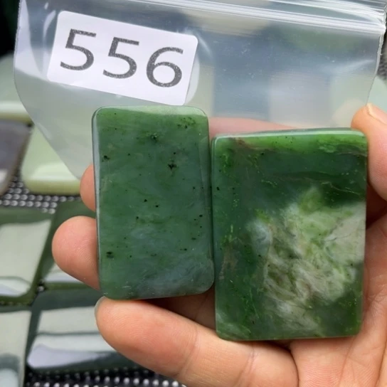 和田玉未镶嵌珠宝半成品