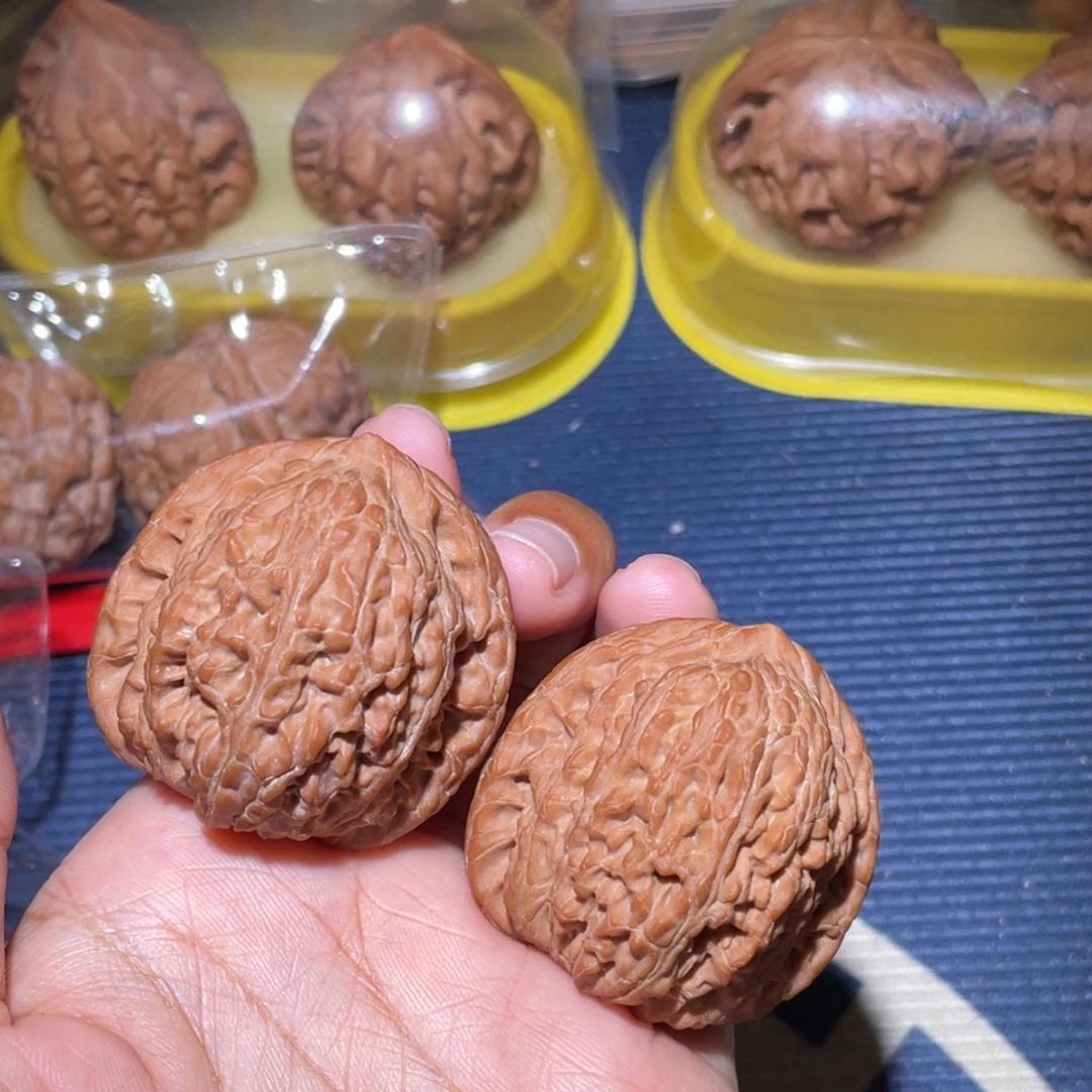 密***麻吊坠文玩核桃全品平谷绣球42