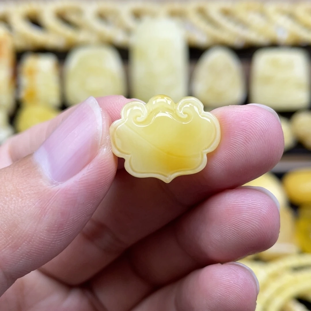 裸石琥珀未镶嵌琥珀蜜蜡