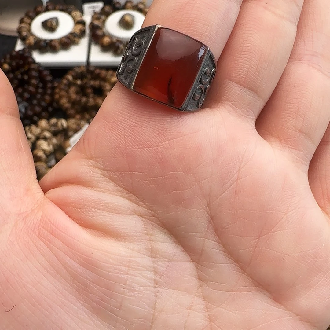 未镶嵌琥珀手链抚顺琥珀