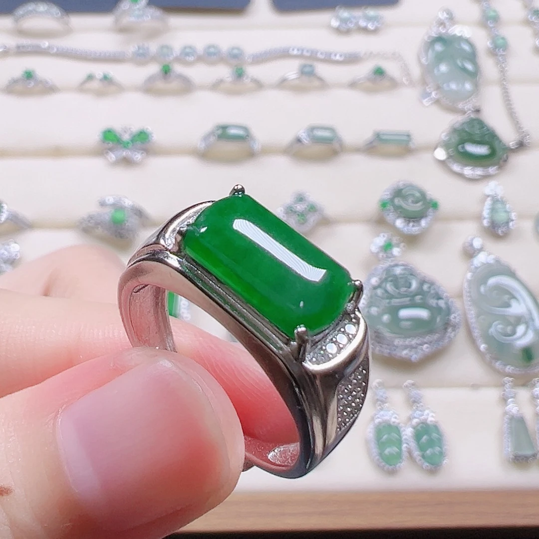 翡翠戒指未镶嵌天然