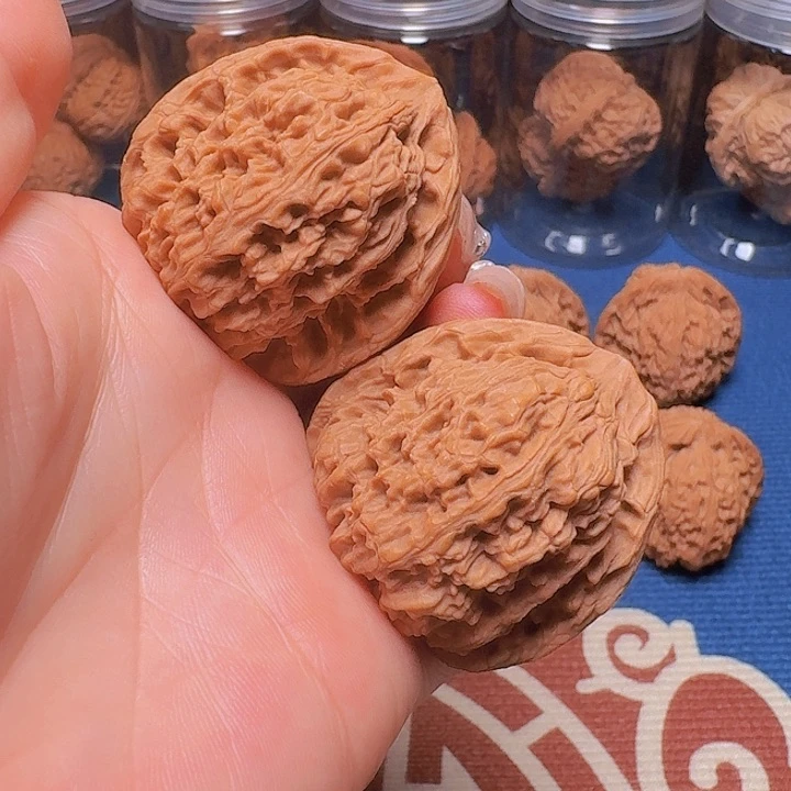 文玩核桃把件南疆40