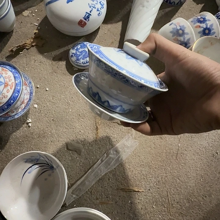 景德镇的陶瓷瓷器