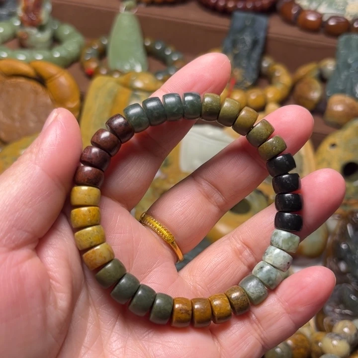 岫岩河磨玉（透闪石质玉）未镶嵌珠宝奇石