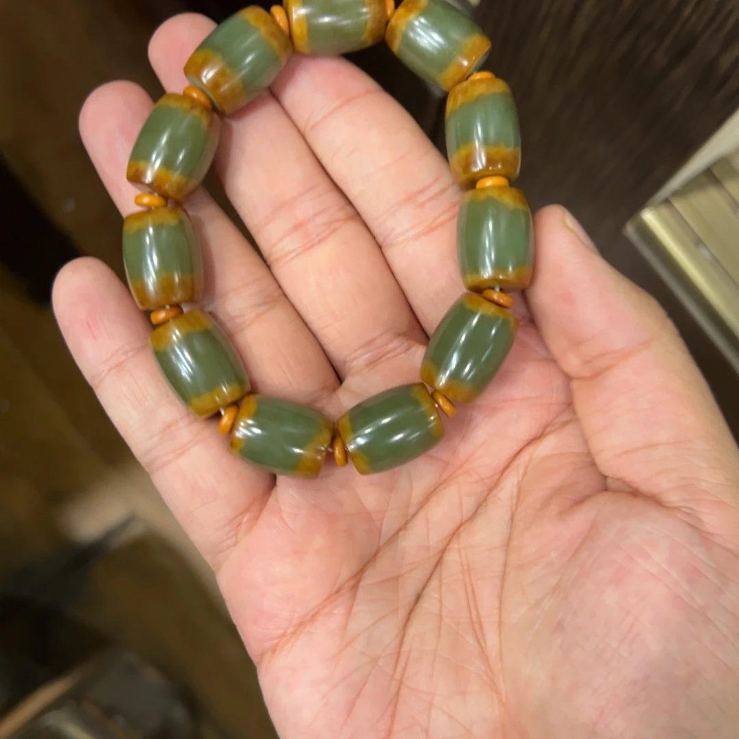 未镶嵌手链透闪石质玉
