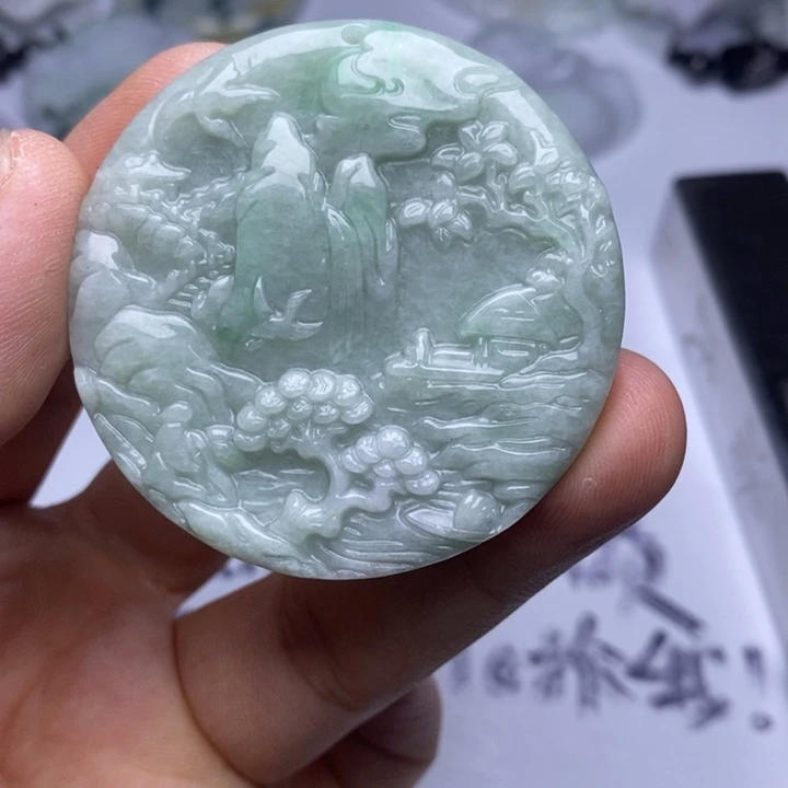 翡翠未镶嵌颈饰翡翠
