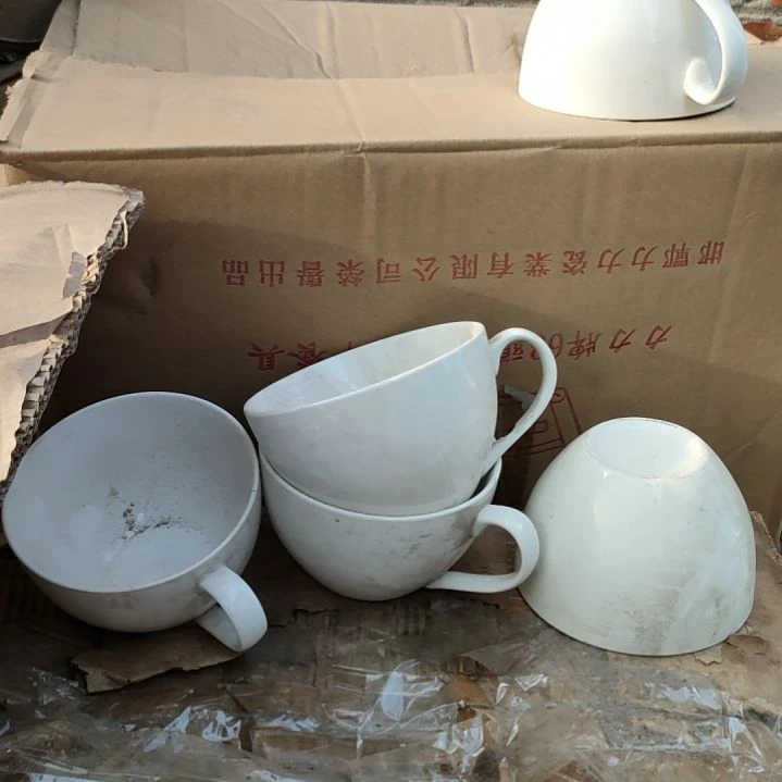 摆件陶瓷盘子碗啥都有
