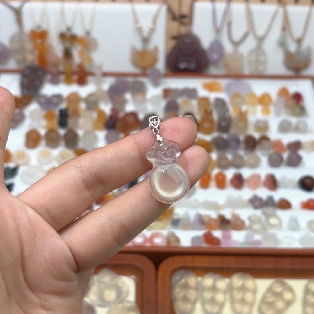 玛瑙/玉髓未镶嵌颈饰安*