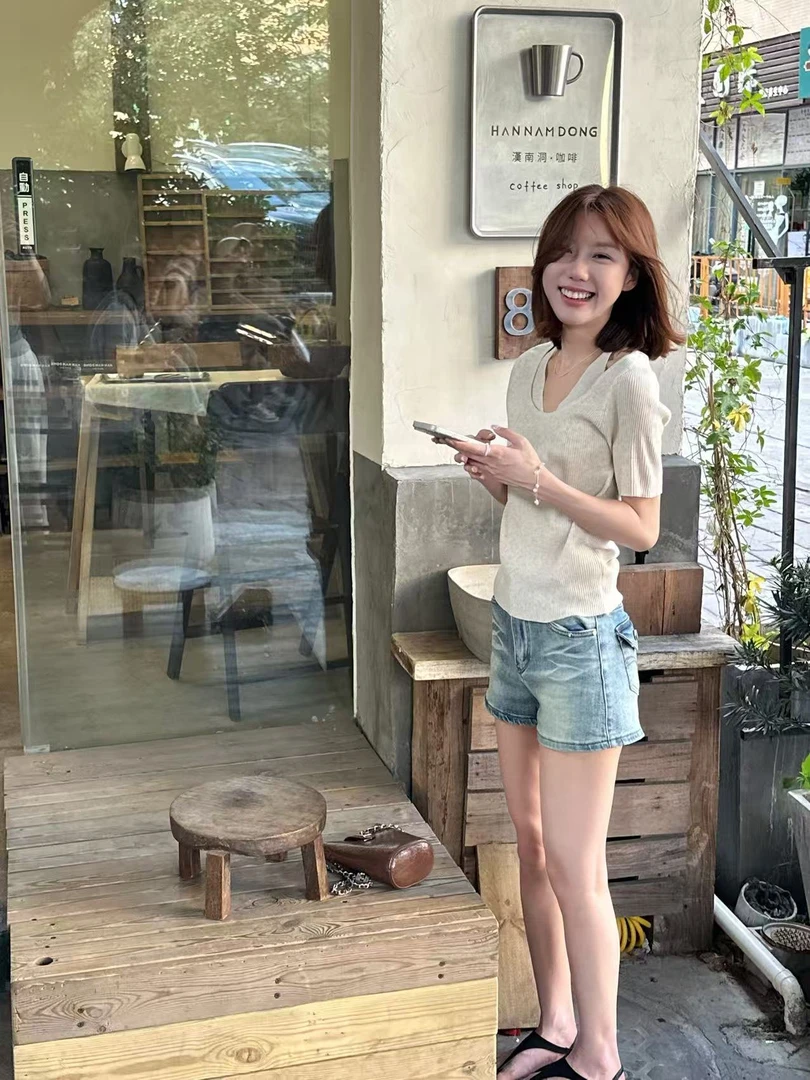 Peach自制 "在25℃的风里"简约休闲风假两件挂脖短袖T恤 100591