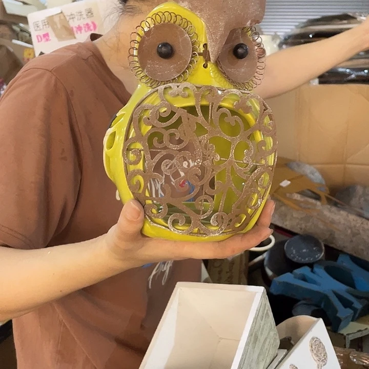 陶瓷花瓶，部分微瑕