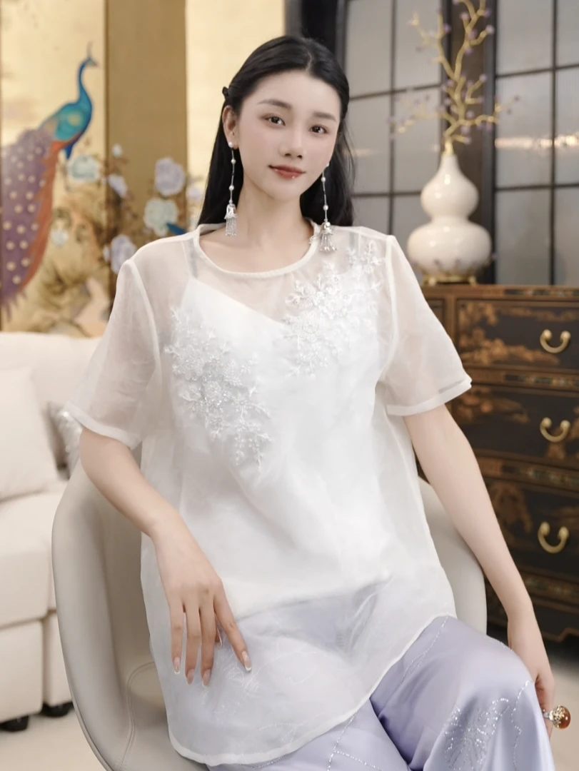 Betty Bairn【古时月】新中式桑蚕丝刺绣上衣25B-BW9999