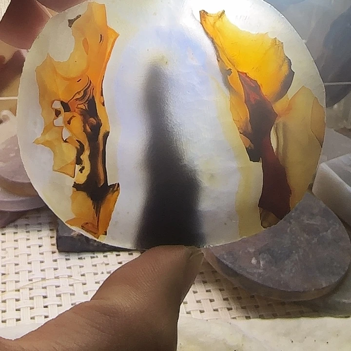 山***司玛瑙/玉髓未镶嵌珠宝奇石