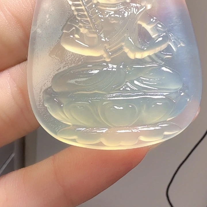 小***易未镶嵌岫玉虚空藏