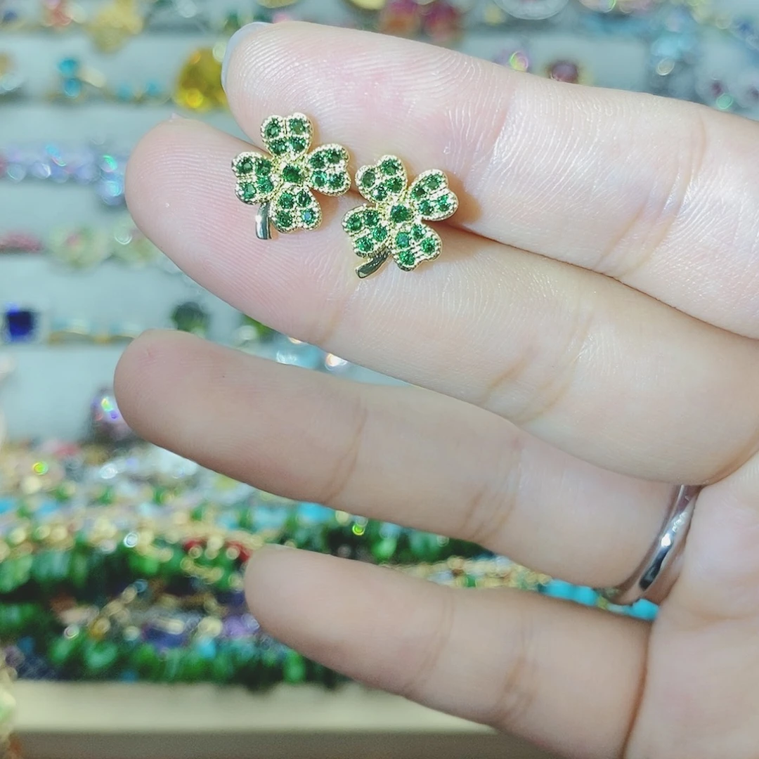 【闪购商品】银S925镶嵌耳饰托帕石