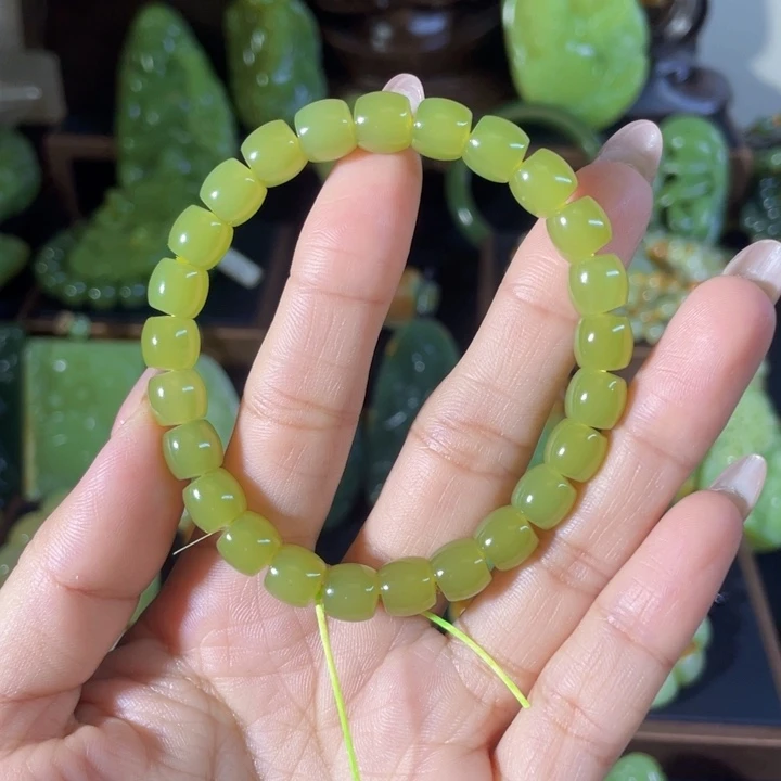 笑***墨和田玉未镶嵌手链