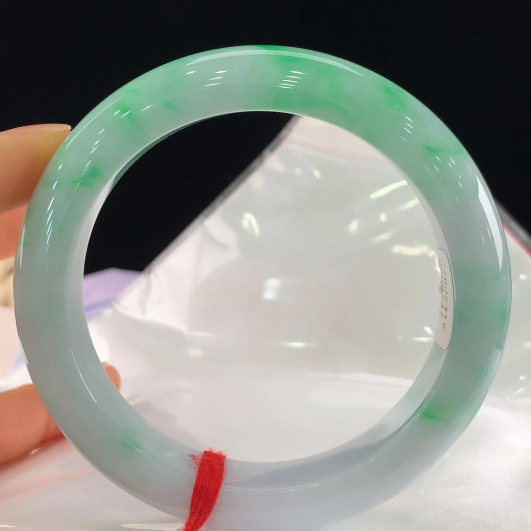 翡翠手镯未镶嵌111-0247