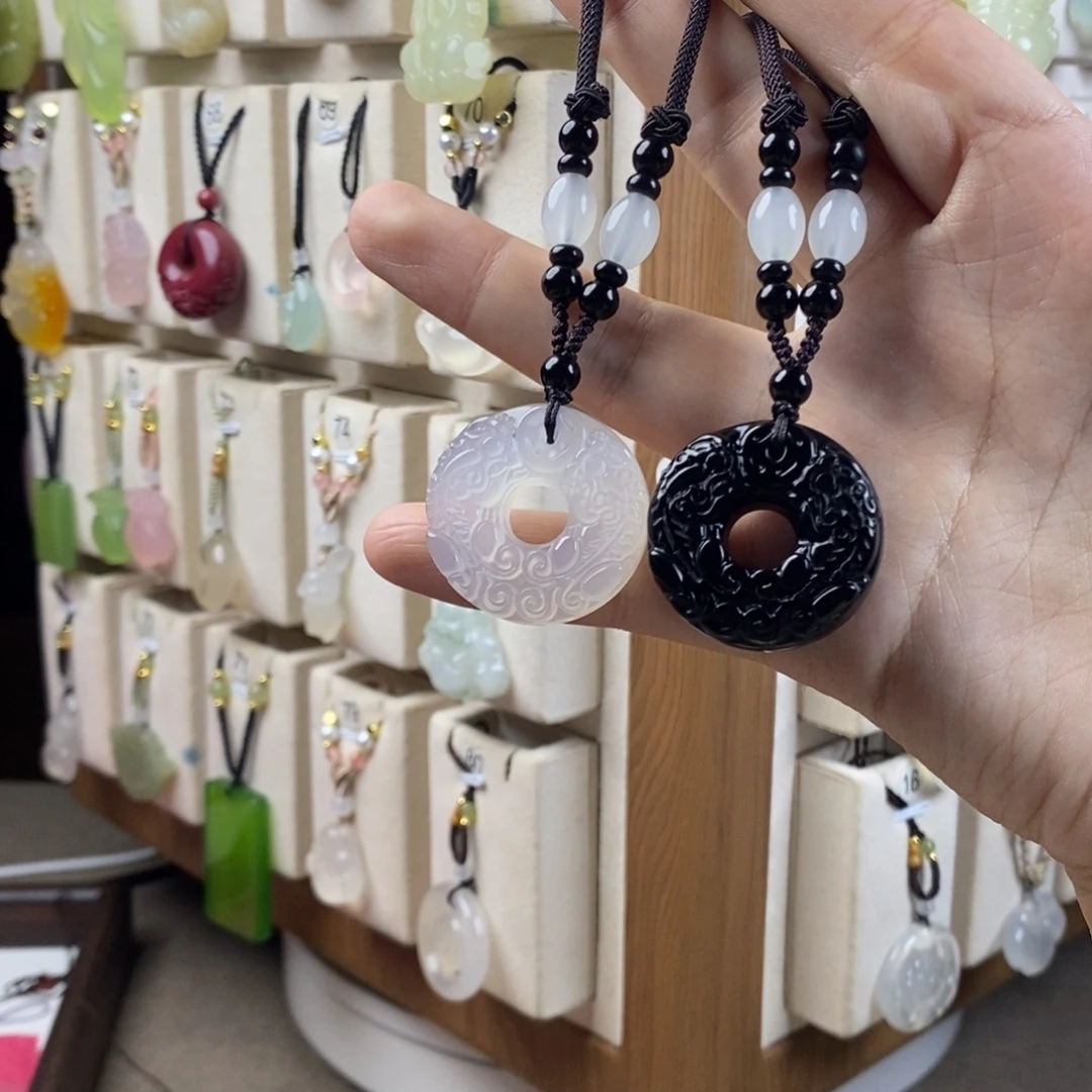玛瑙/玉髓合金颈饰