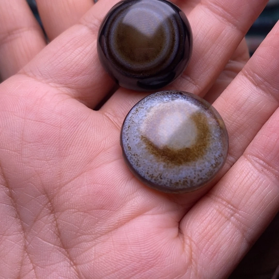 以***在玛瑙/玉髓颈饰合金