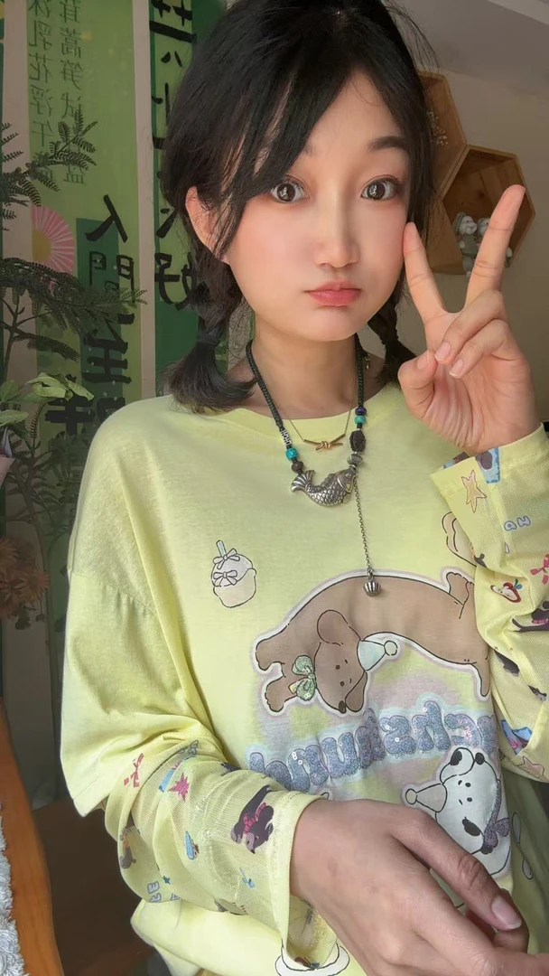 【微笑向暖】休闲时尚可爱减龄拼接假两件卡通长袖T恤介意瑕疵慎拍
