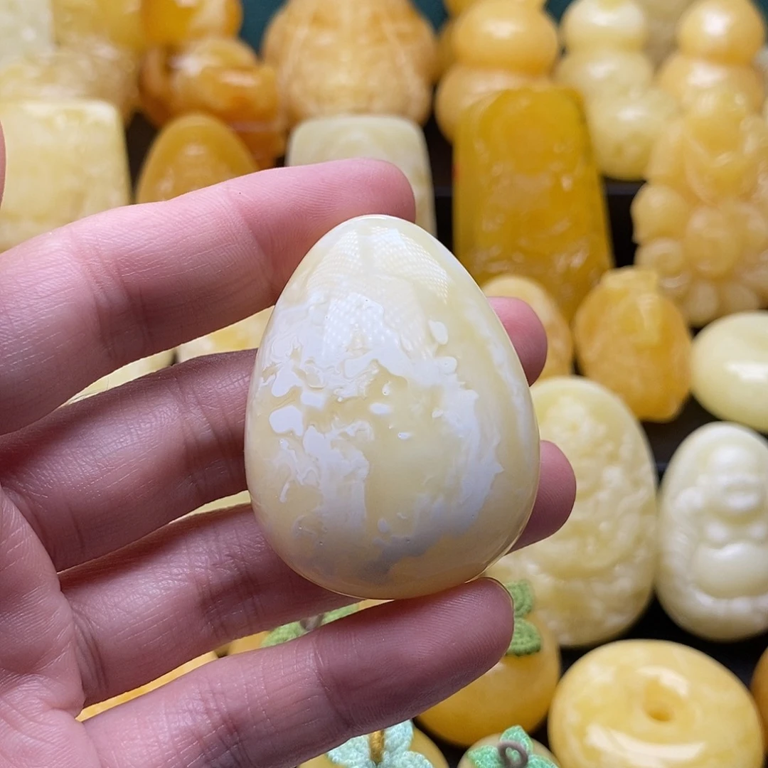 琥珀颈饰未镶嵌琥珀蜜蜡吊坠