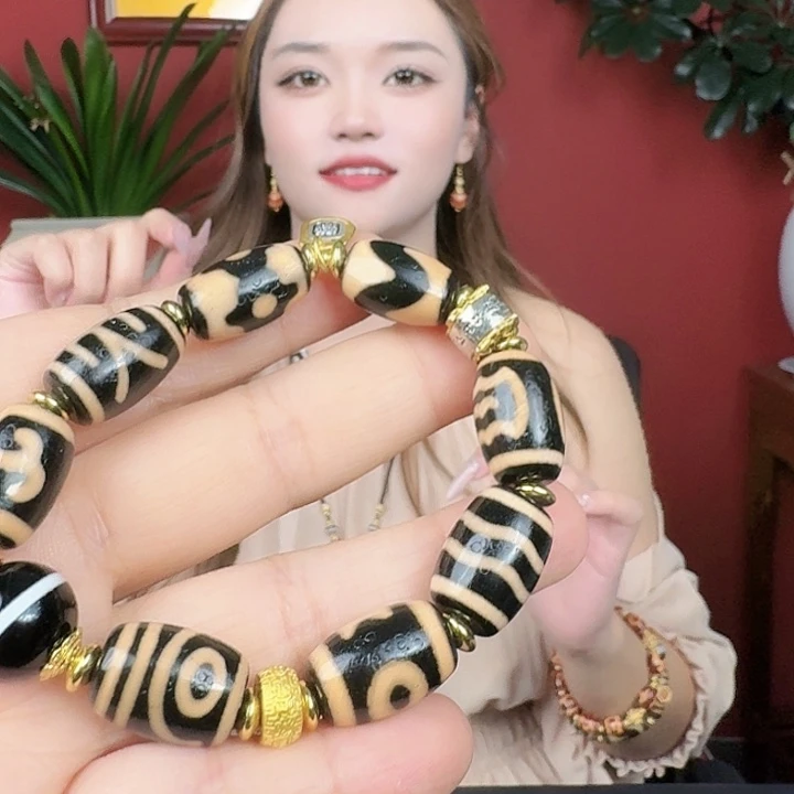 未镶嵌颈饰玛瑙/玉髓（覆膜）