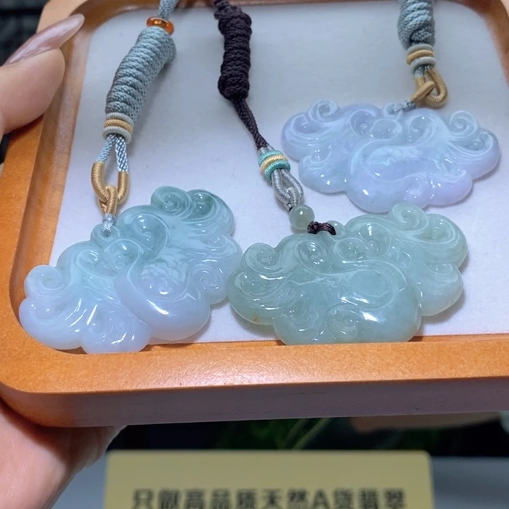 翡翠挂件未镶嵌多样性发货翡翠