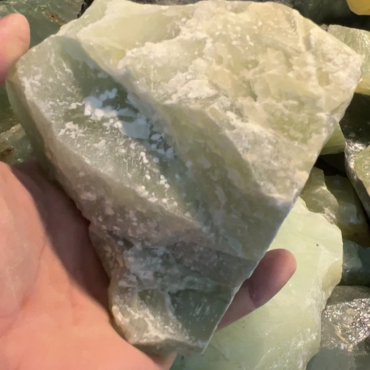 蛇纹石玉未镶嵌珠宝奇石