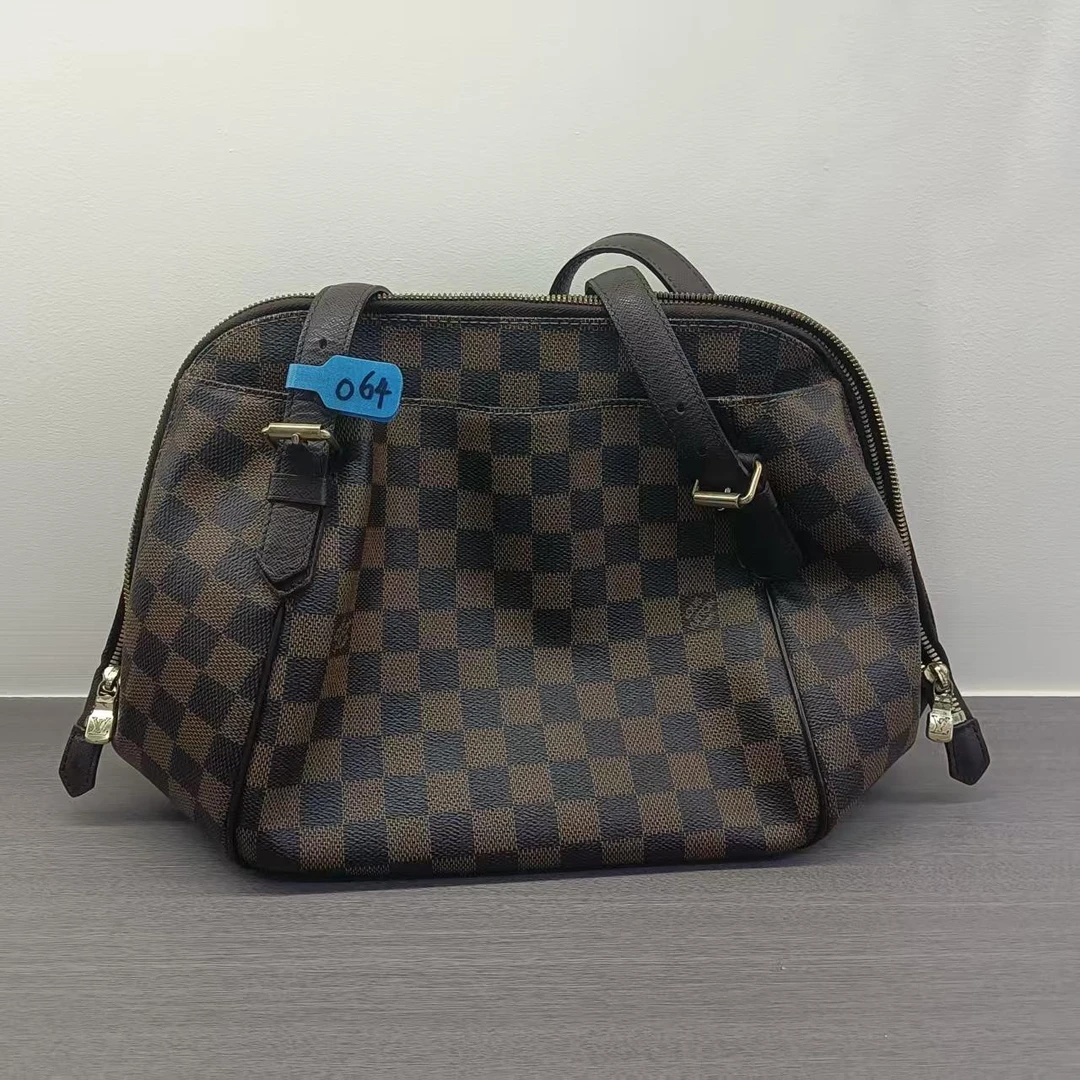 95新 LouisVuitton/路易威登 064/二奢包包