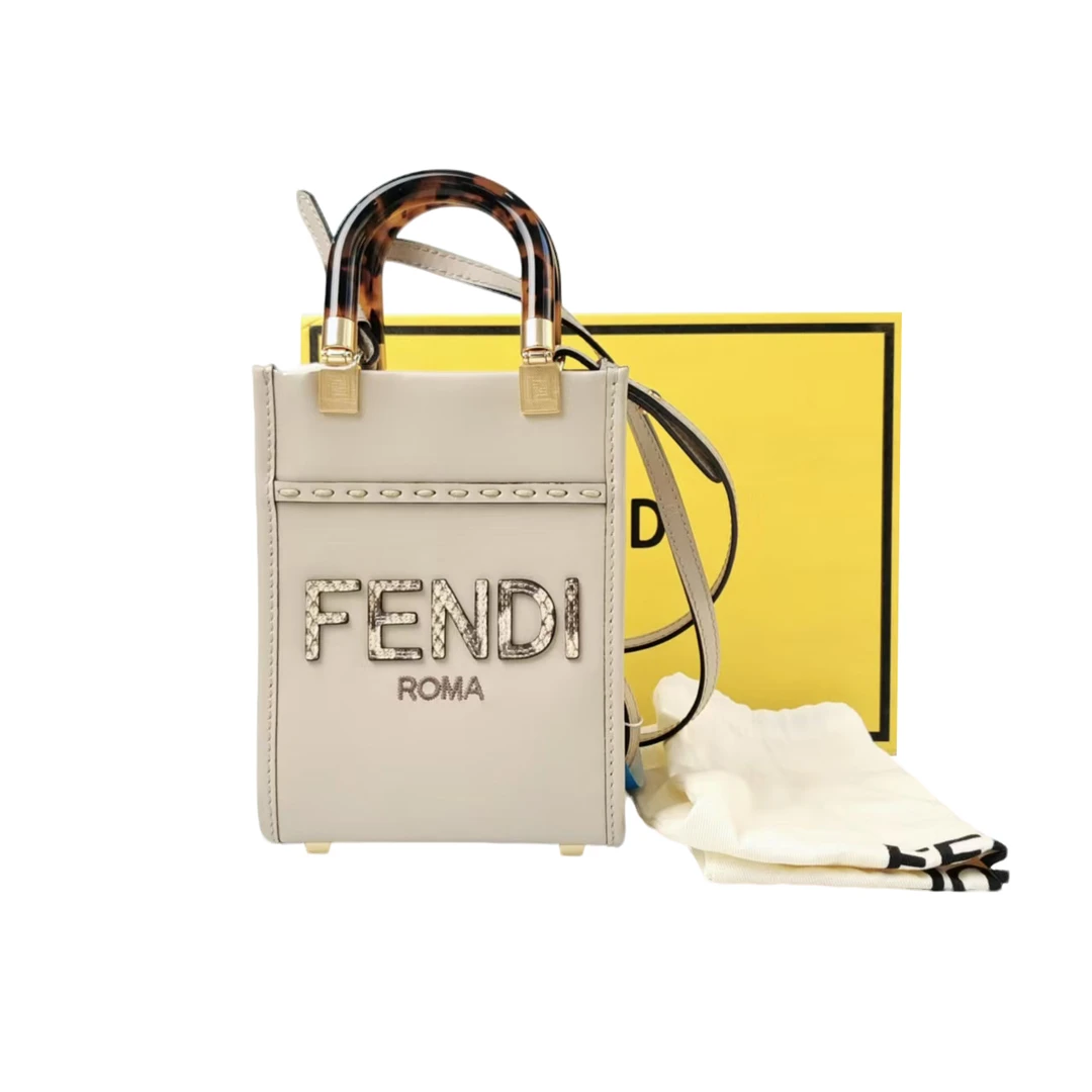 99新 FENDI/芬迪 安洁利严选链条包/YH011816