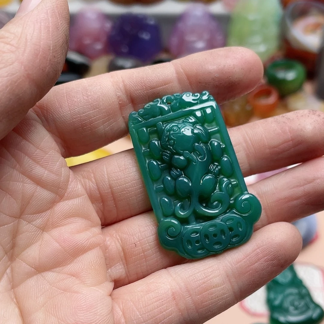 玛瑙/玉髓颈饰合金忘**?