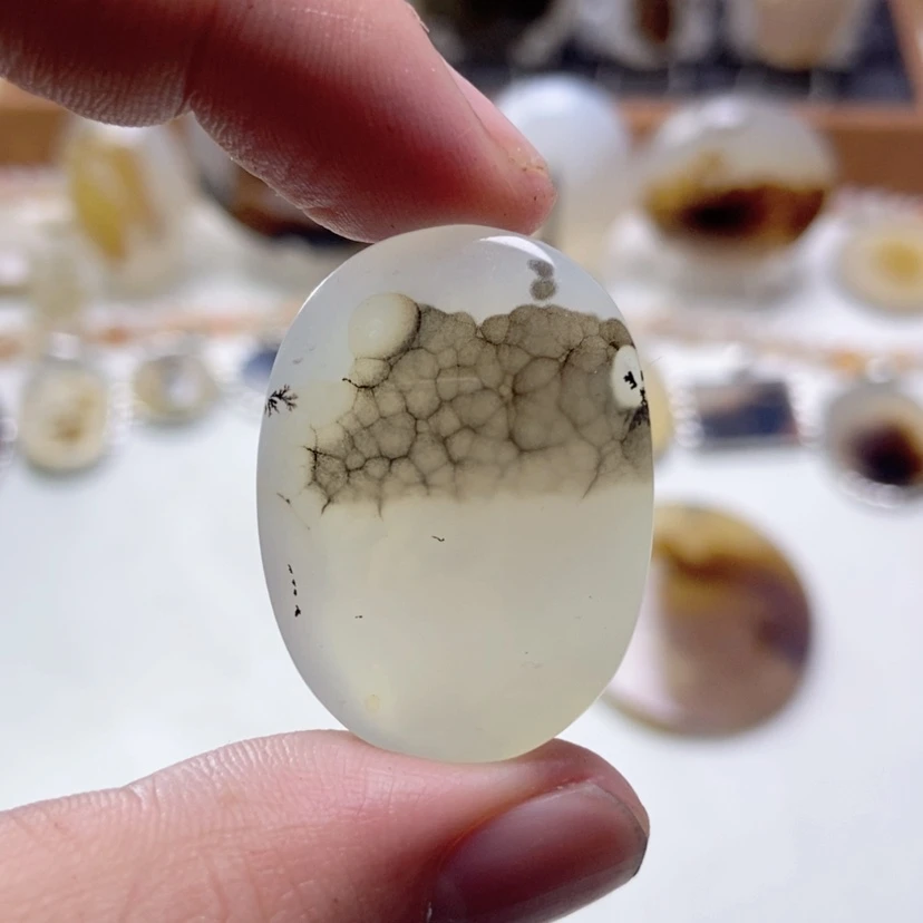 【闪购商品】玛瑙/玉髓颈饰未镶嵌