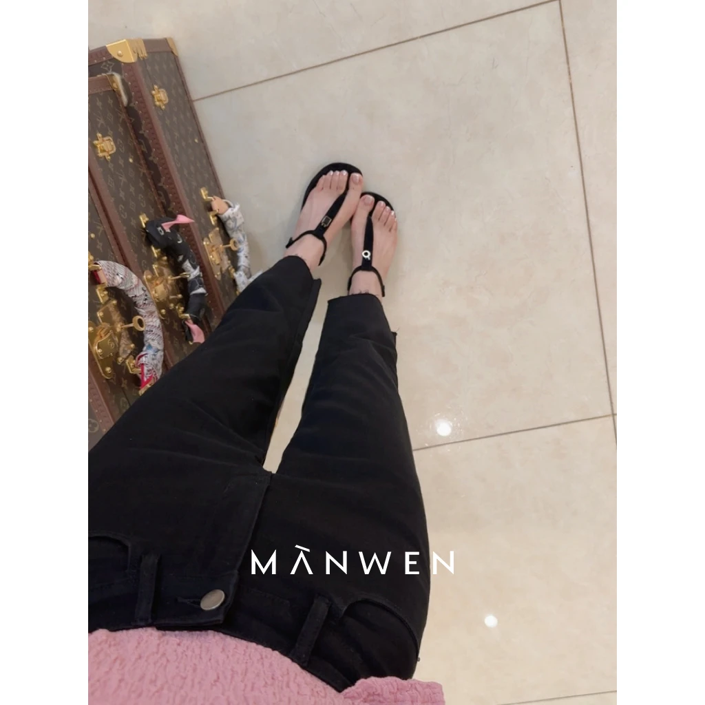 【曼文kiki】“腿精裤”夏日薄款九分小黑裤  25S446