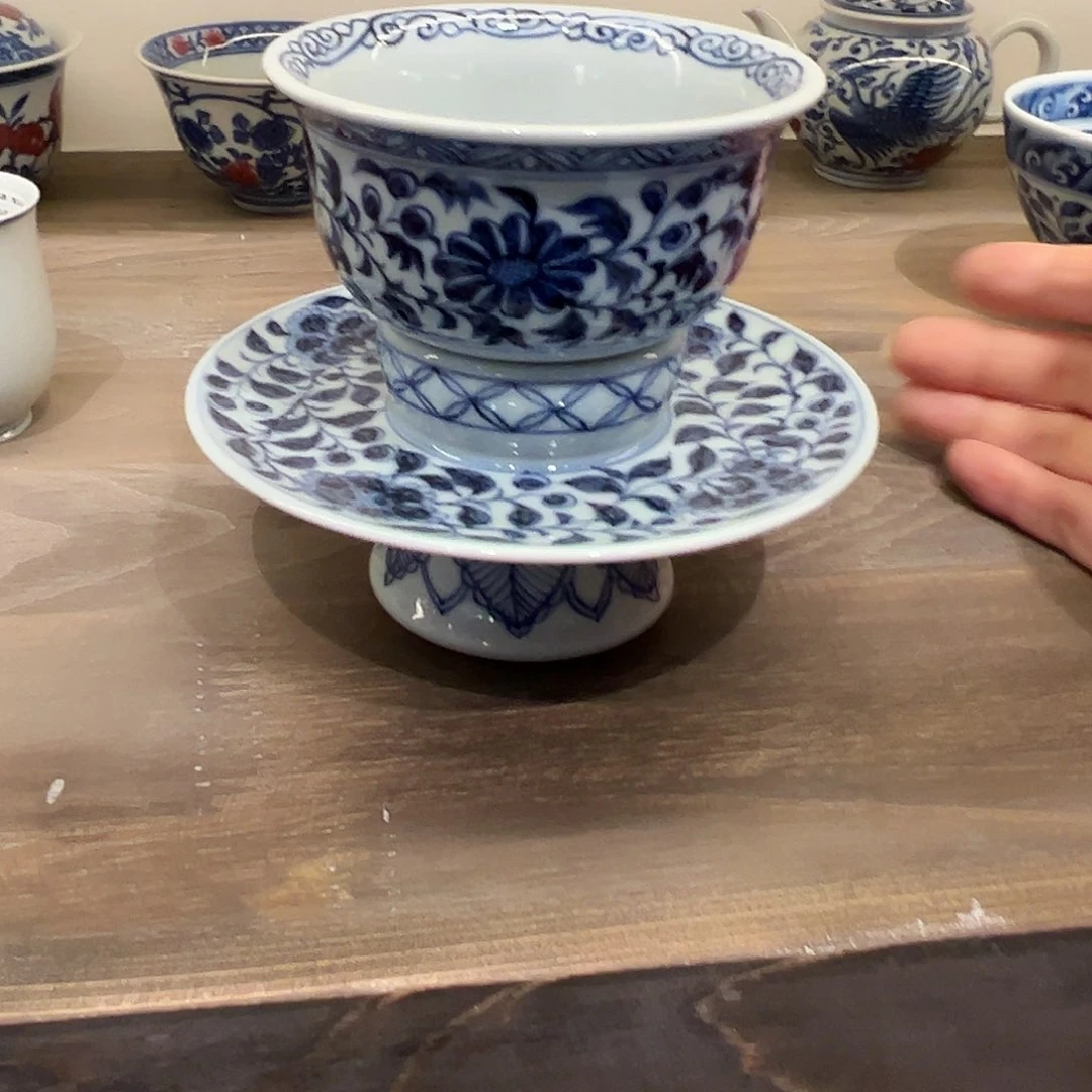 如**态元青拙手仿元青花杯