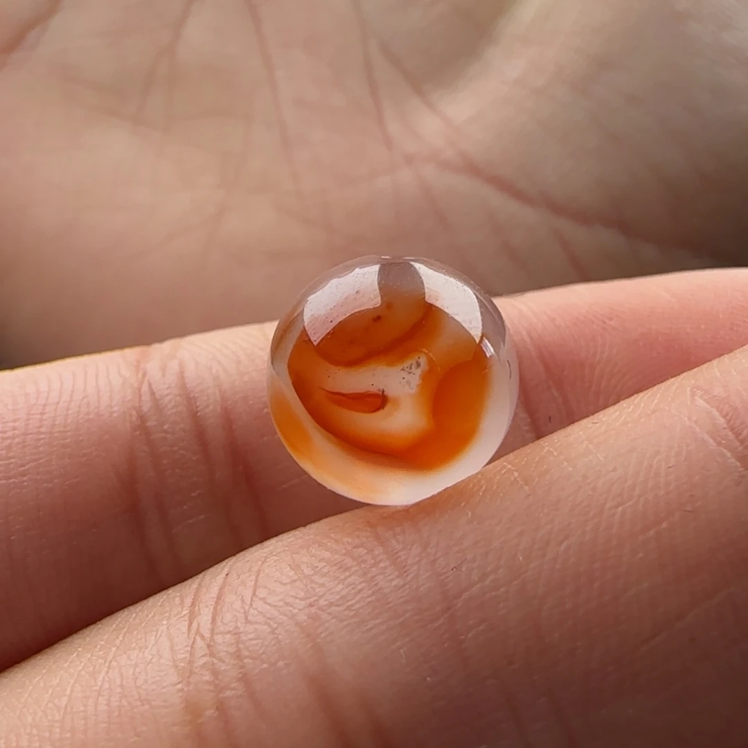 南红玛瑙未镶嵌圆珠11.1