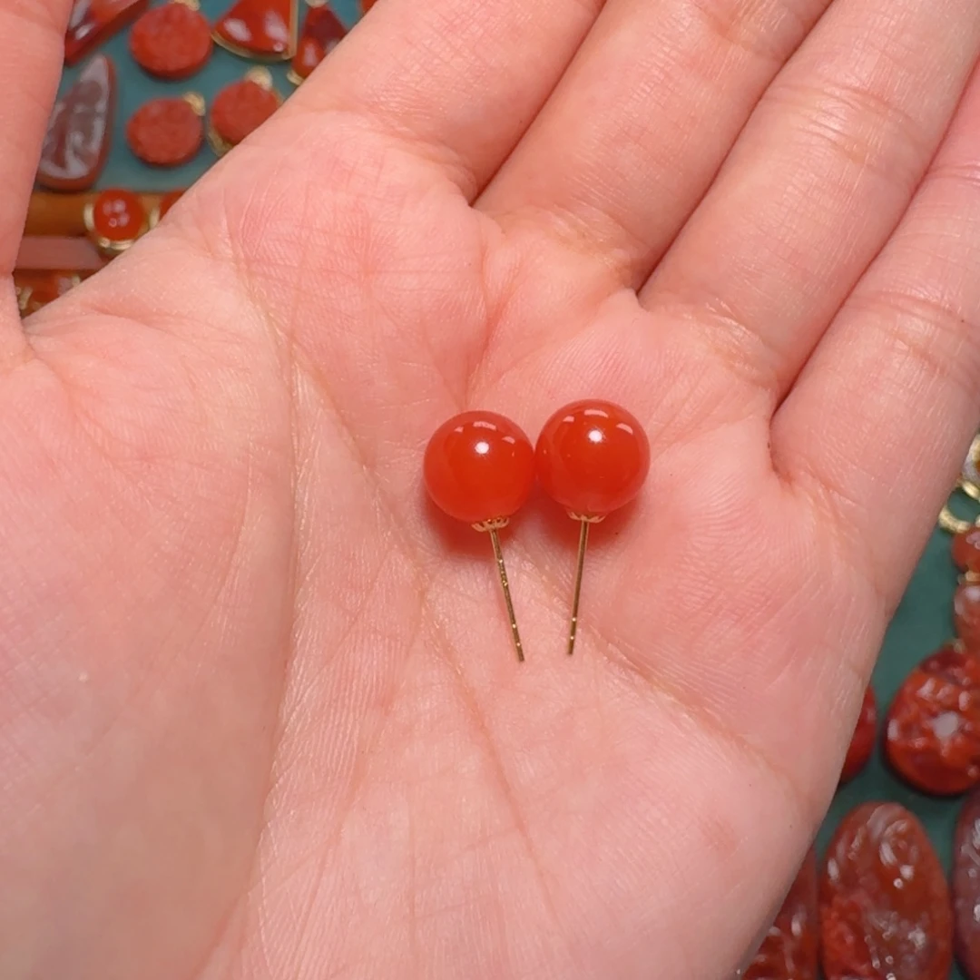 18K金镶嵌3南红南红玛瑙