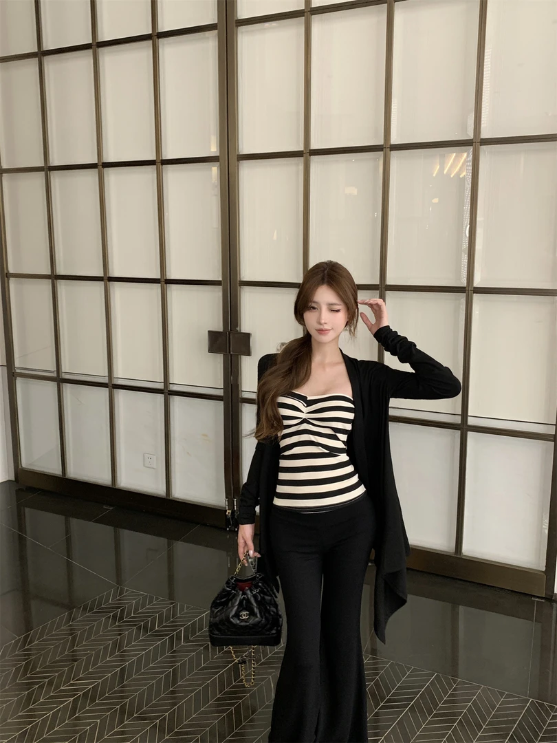 初秋季新款高级感辣妹薄款黑色长袖开衫外套条纹抹胸时尚两件套女